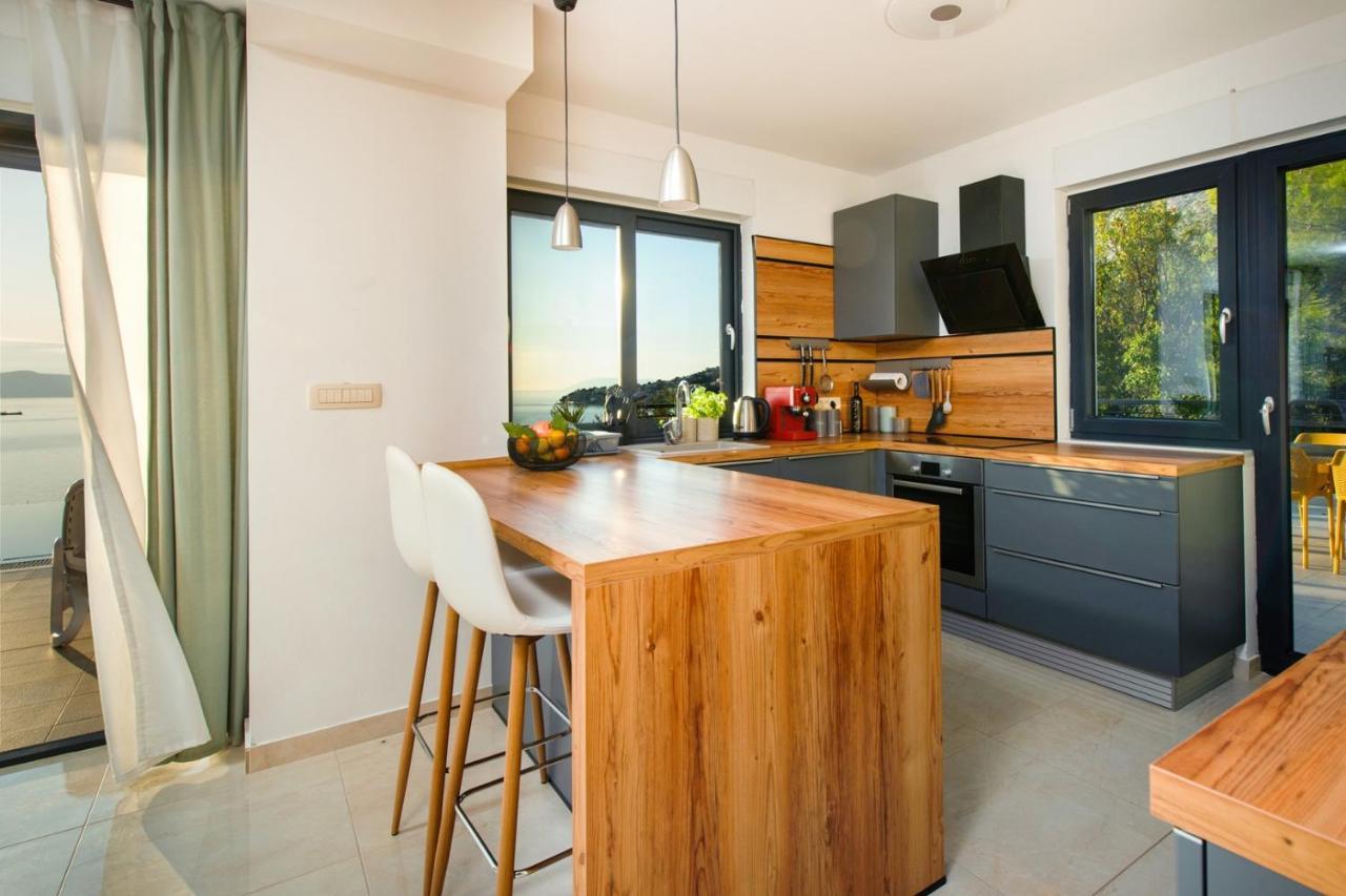Villa Leona A Luxury Villa Near Makarska, Heated Pool Živogošće Екстериор снимка